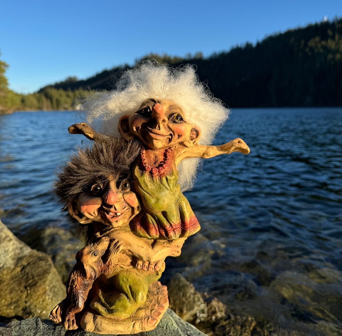 Troll couple with dog, Limited edition 2026 (Troll #328)