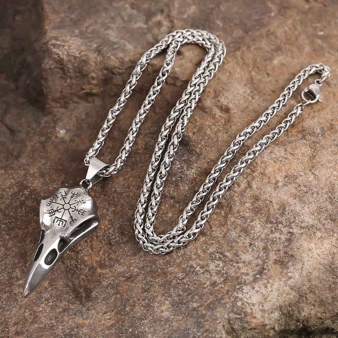 Main Image Viking necklace, Raven's skull