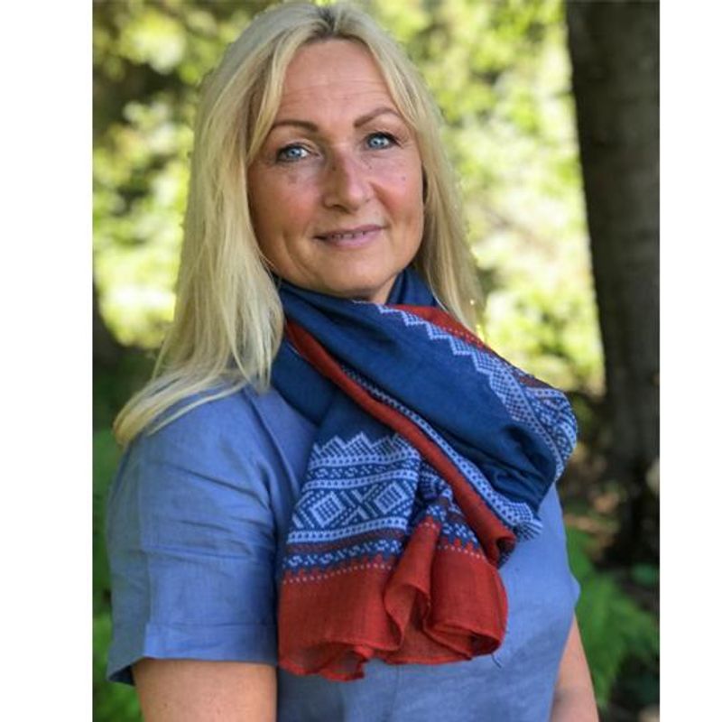 Scarf, MARIUS® pattern, petrol/hvite/rust