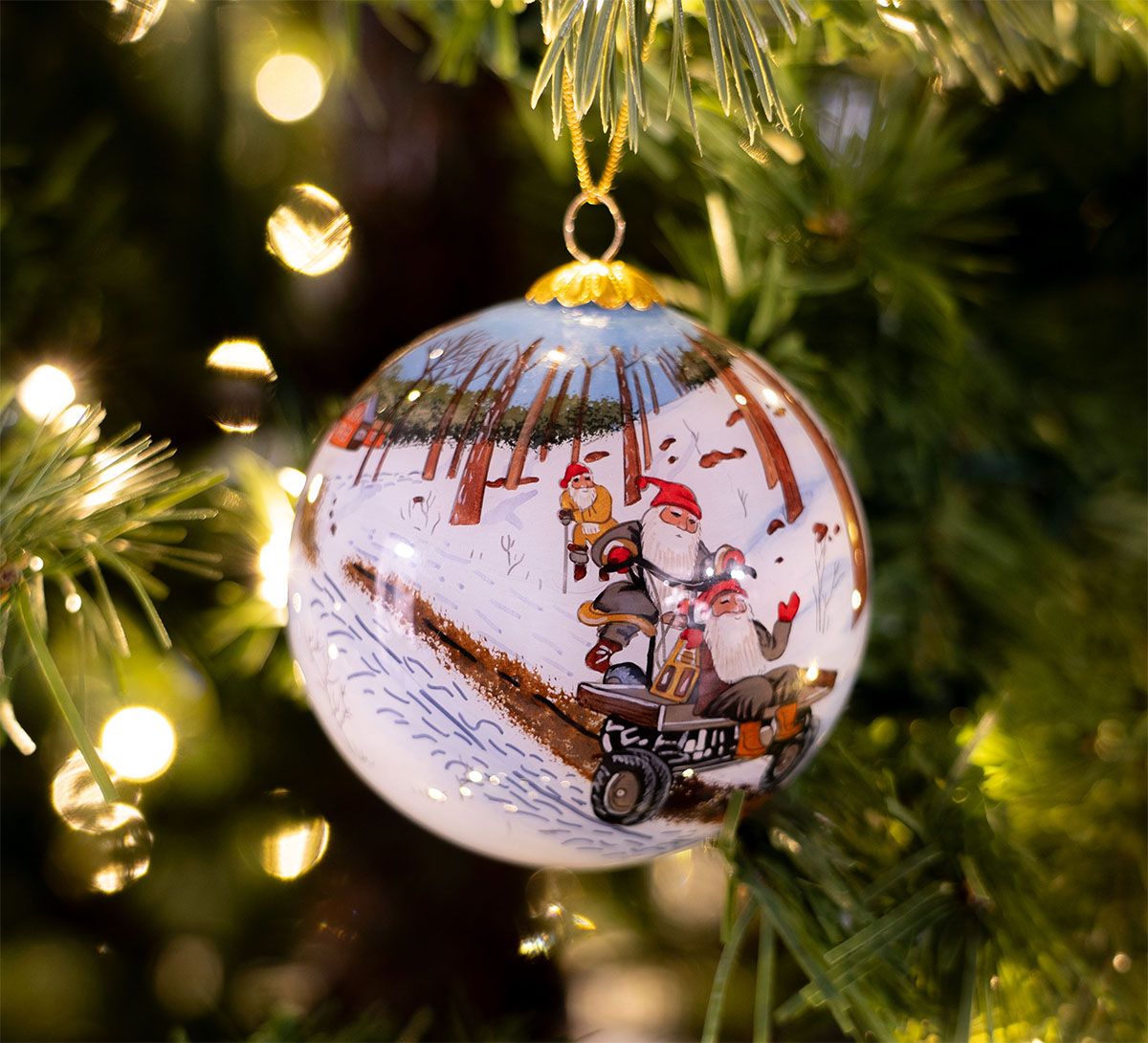 Glass bauble, Julen 2025