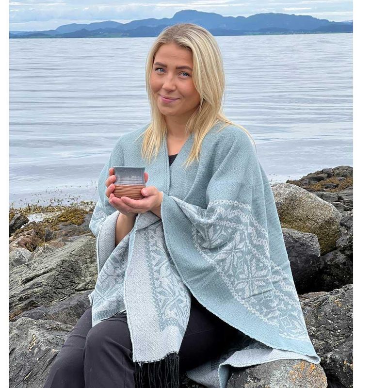 Poncho, Star pattern, ice blue